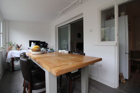 4 Bed Terraced House, Atkins Road, SW12 - Photo 2