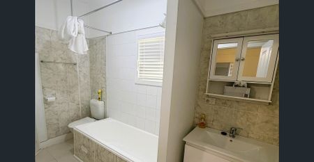 Freshly Updated Home in a Quiet, Convenient Location - Photo 4