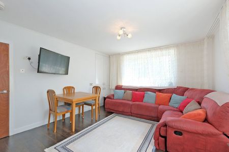3 Bed Flat, Barron Street, AB24 - Photo 2