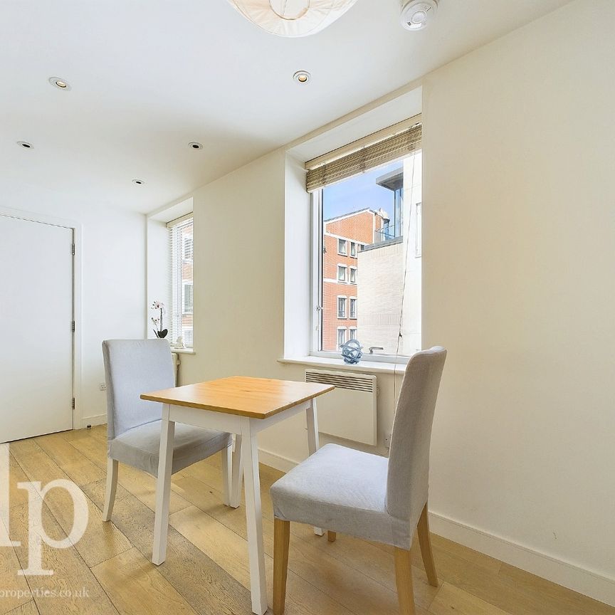 Studio, Marshall Street, Soho, W1F - Photo 1