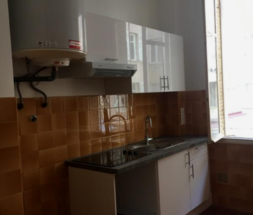 Location Appartement 2 pièces 48m² NICE 06300 - Photo 1