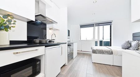 Studio to rent - Photo 2