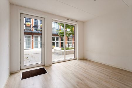 Appartement te huur: Vijfhuizerstraat 22-C 2033 ER Haarlem - Foto 2