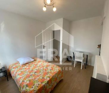 A Louer chambre étudiante meublée secteur Calais centre en colocation - Photo 1