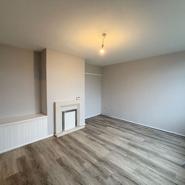 TO LET – Leybourne Avenue, Southport – Available Immediately - Photo 1