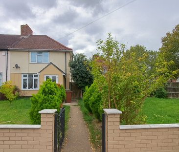 3 bedroom semi-detached house to rent - Photo 6