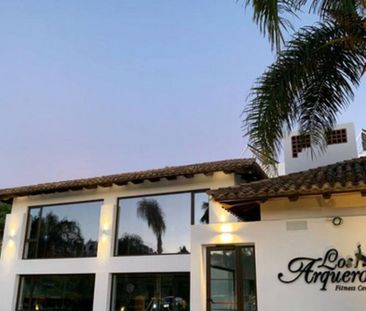 Luxury Flat for rent in Benahavís, Andalusia - Photo 4