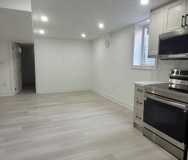 For Lease - 22 Hodgson Road Unit# Basement, Bradford West Gwillimbu... - Photo 2