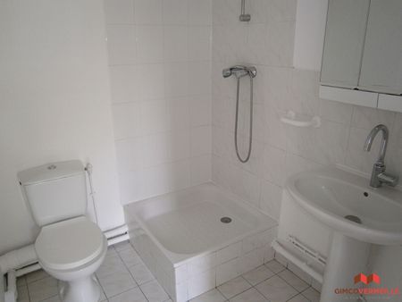 Location Appartement 1 pièce 24m² - Photo 2