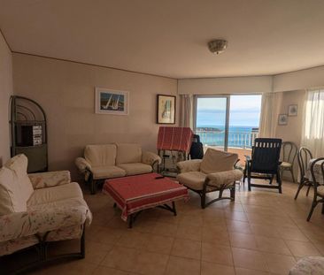 Location Appartement 3 pièces 70m² BEAUSOLEIL 06240 - Photo 2