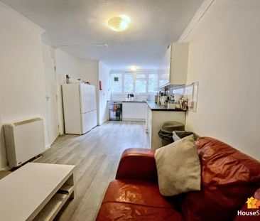 5 bedroom maisonette to rent - Photo 3