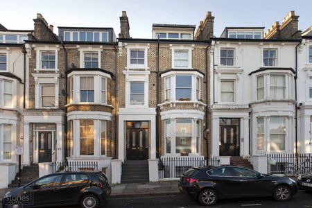 Primrose Gardens, Belsize Park, London - Photo 5