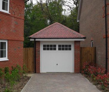4 bedroom detached house to rent - Photo 5