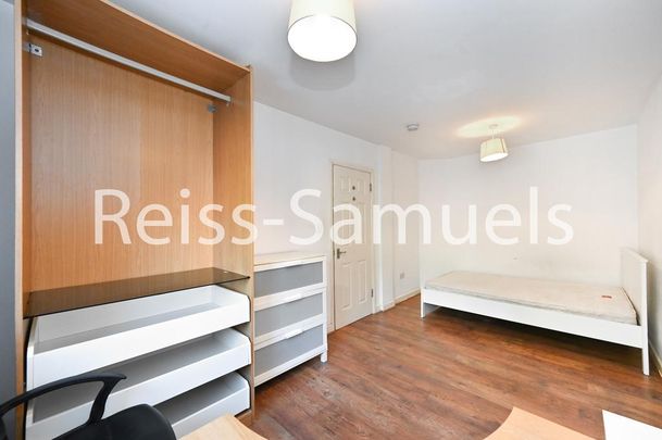 5 bedroom end of terrace house to rent - Photo 1