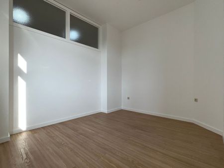 Gerenoveerd appartement met 2 slaapkamers in Sint-Joost-ten-Node - Foto 5
