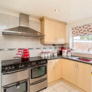 Room in a Shared House, Hillside Avenue, SO18 - Photo 2