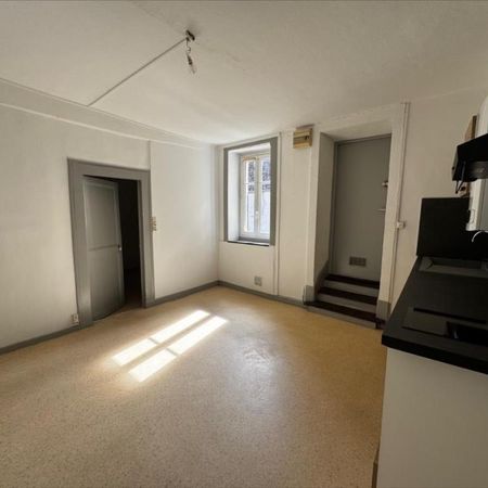 DOLE (39100) A LOUER T2 - Photo 3