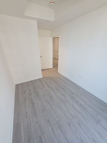 For Lease - 1 Fairview Road Unit# 309, Mississauga, Ontario - Photo 3