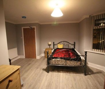 1 bedroom in a house share to rent - Photo 6