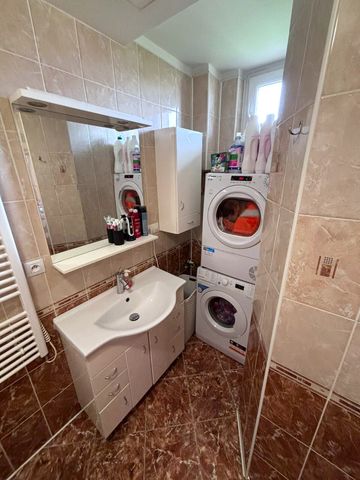 Pronájem bytu 2+kk 42 m², Humpolecká 1886, Praha - Photo 4
