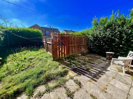 Millford, Leam Lane Estate, Gateshead - Photo 2