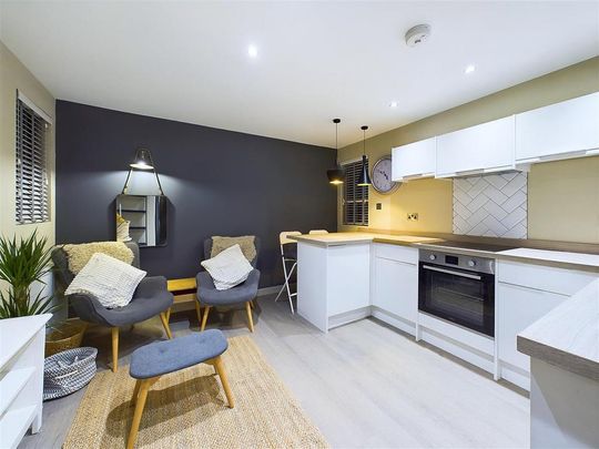 1 bedroom apartment to rent - Photo 1