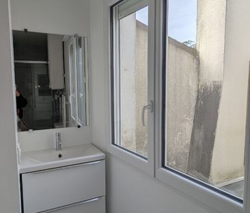 Location Appartement 1 pièce 25m² - Photo 5