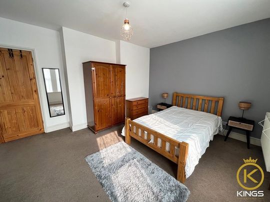 4 bedroom terraced house to rent - Photo 1