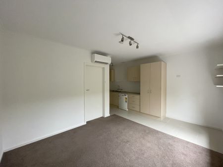 10 / 24 Rosella Street, Murrumbeena - Photo 4