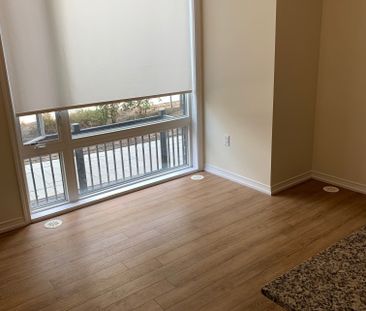 For Lease - 24 Fieldway Road Unit# 17, Toronto, Ontario - Photo 3