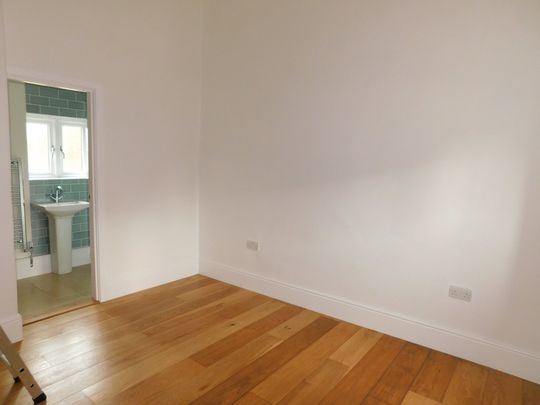 3 bedroom barn conversion to let - Photo 1