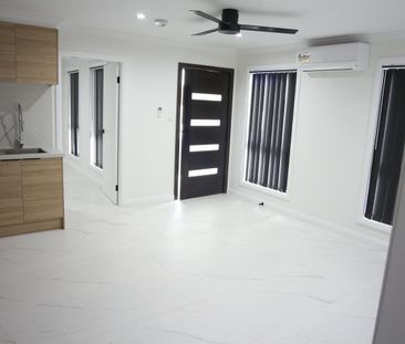 Water including in Rent! Nearly New Granny - Photo 4