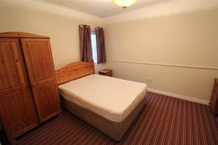 Apartment 2 1 Ravenscroft Avenue, Belfast, BT5 5BA - Photo 2