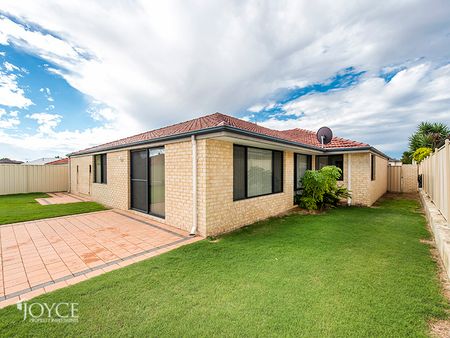 66 Gateway Boulevard, CANNING VALE WA 6155 - Photo 2