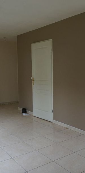 Appartement T1 LUZARCHES à louer - Photo 1