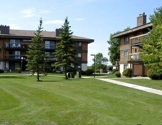 Lakepointe II | 110-1035 Beaverhill Blvd., Winnipeg - Photo 1