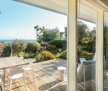 Foreshore Frontage in Somers offered Fully Furnished - Photo 5