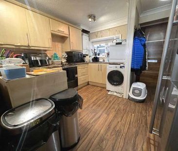 Alexandra Road, Blackpool, FY1 - Photo 5