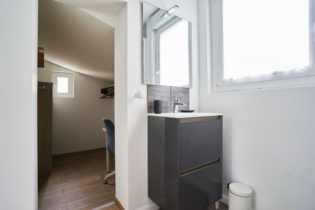 ZOLA G Roommate 5 Bedrooms at Reims - Photo 5