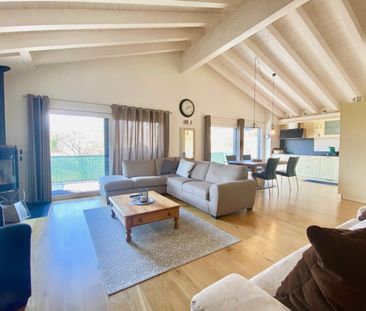 For rent – Superb 3.5 room penthouse with terrace and panoramic vie... - Foto 1