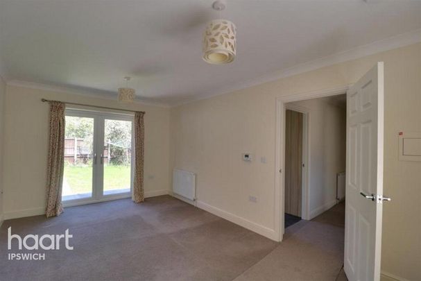 2 bedroom bungalow to rent - Photo 1