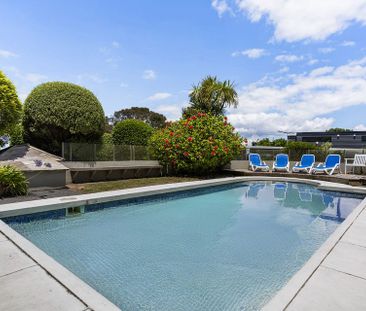 Private 1 bedroom Unit with Pool in Castor Bay - Photo 3