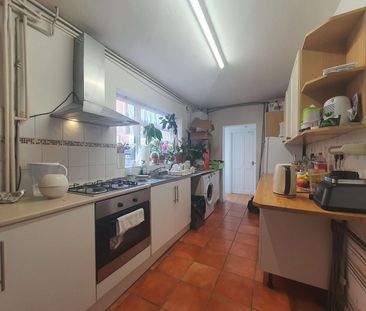 1 Bed Flat, Liverpool Road, RG1 - Photo 5