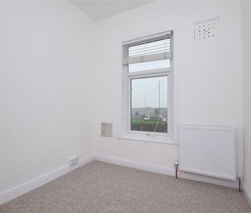 16, South End Terrace, Leeds, LS13 2AB - Photo 3