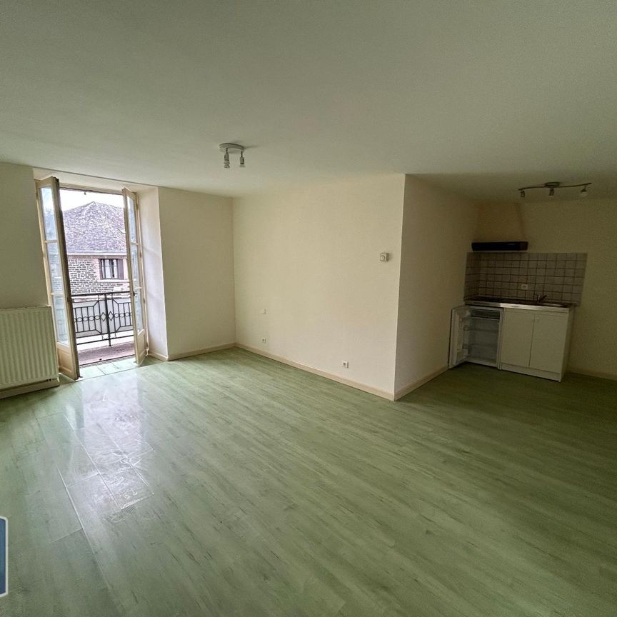 Location Appartement 1 pièce 29m² UZERCHE 19140 - Photo 1