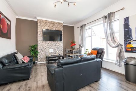 7 bedroom terraced house to rent - Photo 5