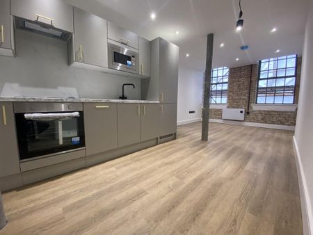 1 bedroom flat to rent - Photo 4