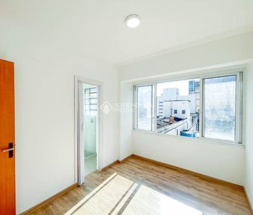 Apartamento com 1 quarto e 30m² para alugar em Centro Histórico, Po... - Foto 3
