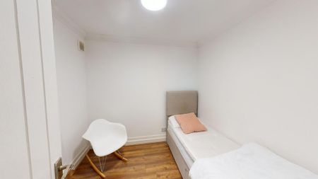 4 bedroom ground floor maisonette to rent - Photo 4