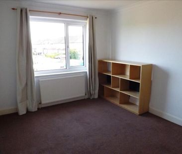 2 bedroom end of terrace house to rent - Photo 3